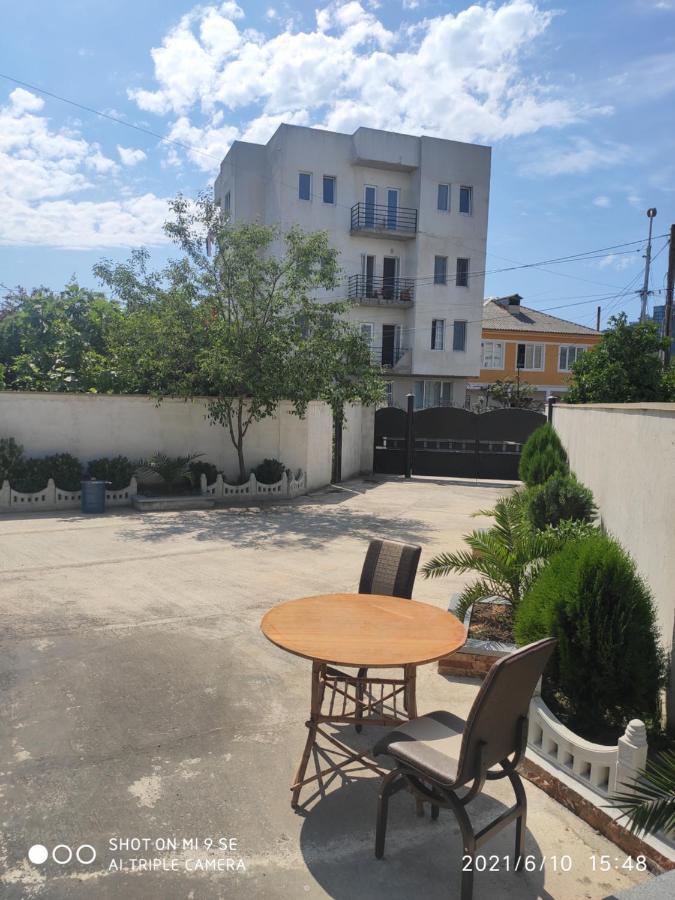Kochalidze Family Apartment Batumi Luaran gambar