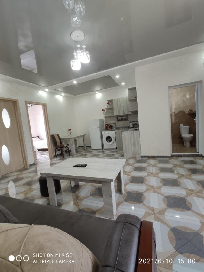 Kochalidze Family Apartment Batumi Luaran gambar